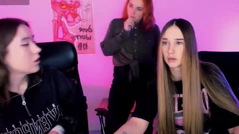 _kellykitten_ online show from 8, 2, 2026