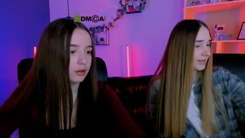 _kellykitten_ online show from 17, 4, 2026