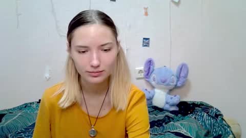 Snapshot of _kikiclark_ chatting on 23, 9, 2025 _kikiclark_ online show from 23, 9, 2025