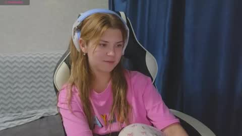 Molly   Emily online show from 22, 9, 2025