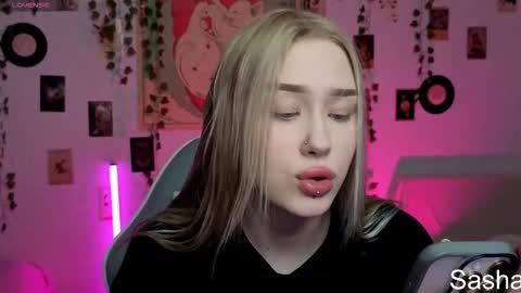 _kitekat_ online show from 20, 11, 2025