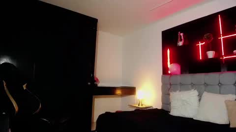 _kitten_1 online show from 20, 2, 2025