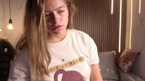 _kitten_1 online show from 12, 1, 2026