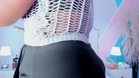 _krystal_cambell online show from 11, 5, 2026