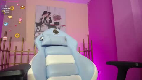 _kur0mi_ online show from 26, 2, 2025