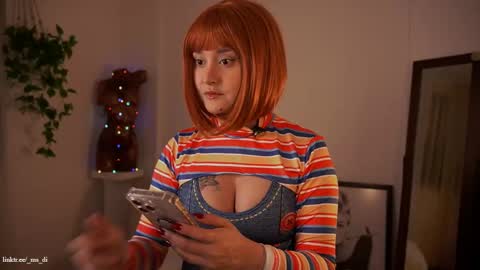 Not on OF Some stuff for sale  online show from 9, 10, 2025