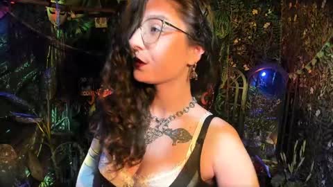 Lady Luna online show from 14, 4, 2026