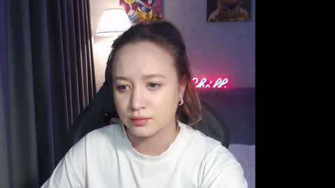 _lalune_ online show from 17, 11, 2025