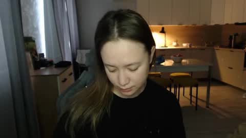 _lalune_ online show from 11, 2, 2026