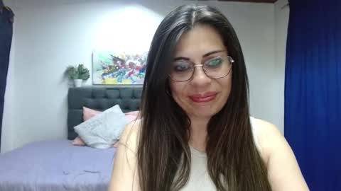 paulina  online show from 24, 12, 2024