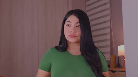 Alejandra suescun online show from 5, 2, 2025