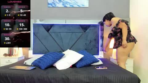 Lauralove online show from 24, 9, 2025