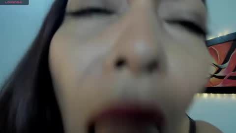 Lauralove online show from 8, 5, 2026