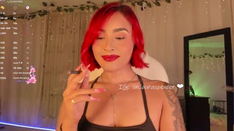 Snapshot of _lauraspencer_ chatting on 20, 9, 2025 Laura online show from 20, 9, 2025
