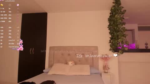 Laura online show from 10, 2, 2026