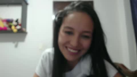 Lauren 3 online show from 20, 9, 2025