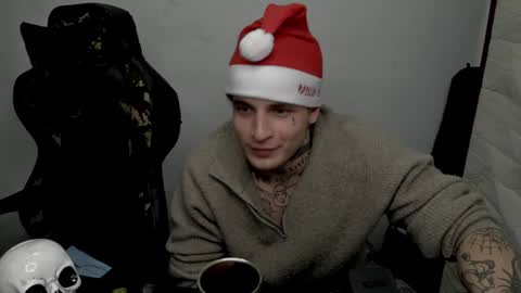 Snapshot of _layne chatting on 31, 12, 2024 Layne online show from 31, 12, 2024