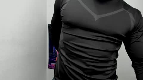 Snapshot of _layne chatting on 12, 1, 2025 Layne online show from 12, 1, 2025