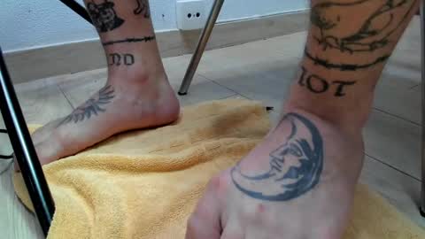 Layne online show from 19, 4, 2026