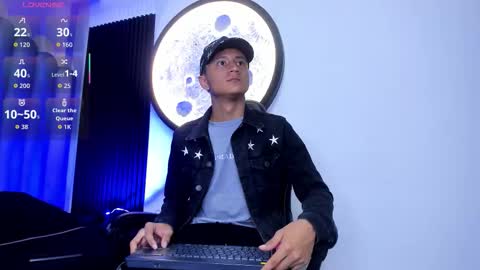 _leohot_ online show from 18, 11, 2025