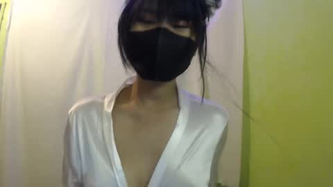 Snapshot of _lilies_gigi_ chatting on 16, 1, 2025 _lilies_gigi_ online show from 16, 1, 2025