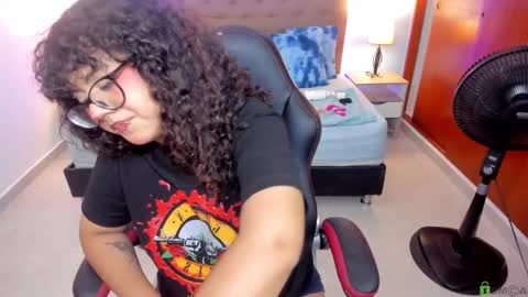 Liily online show from 19, 9, 2025