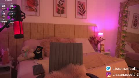 Snapshot of _lissana_scott chatting on 5, 2, 2025 Lissana online show from 5, 2, 2025
