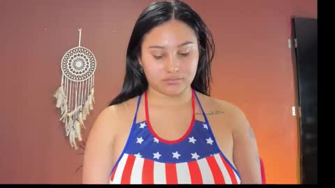 Snapshot of _little_ivy chatting on 5, 1, 2026 Ivy 3 online show from 5, 1, 2026