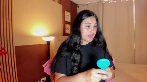 Snapshot of _little_ivy chatting on 17, 3, 2026 Ivy 3 online show from 17, 3, 2026