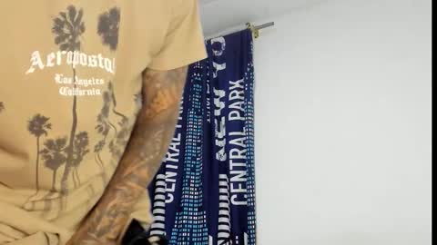 _logan_colton_ online show from 17, 12, 2025