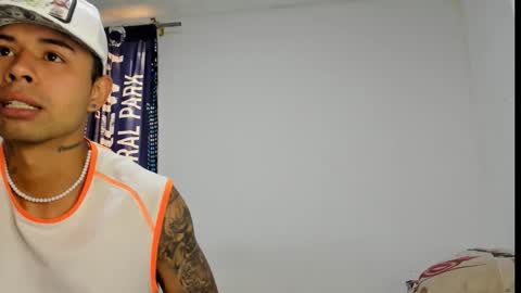 _logan_colton_ online show from 21, 12, 2025