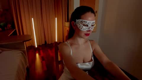 Snapshot of _lovely_lady chatting on 4, 12, 2024 Alice online show from 4, 12, 2024