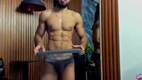 Snapshot of _luca_flame chatting on 22, 10, 2025 _luca_flame online show from 22, 10, 2025