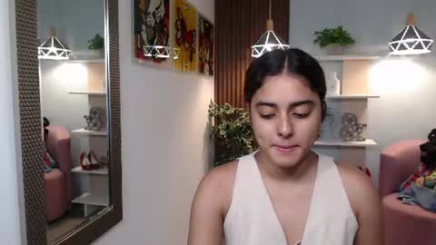 Lucy online show from 30, 6, 2026