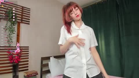 Snapshot of _lucystars chatting on 20, 10, 2025 _lucystars online show from 20, 10, 2025