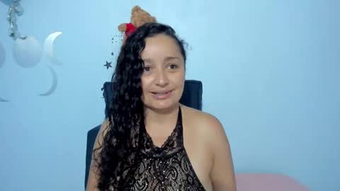  luna  sweet  online show from 9, 9, 2025