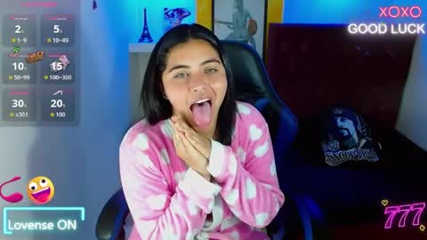 luna torres online show from 12, 5, 2026