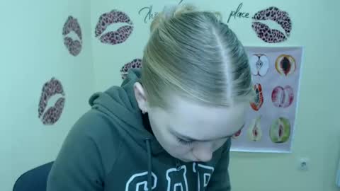 Clara online show from 26, 1, 2025
