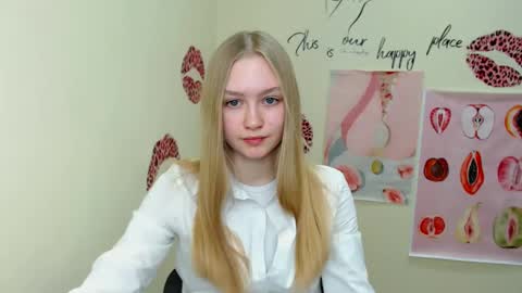 Clara online show from 8, 3, 2025