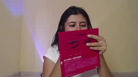 Maia online show from 16, 2, 2025