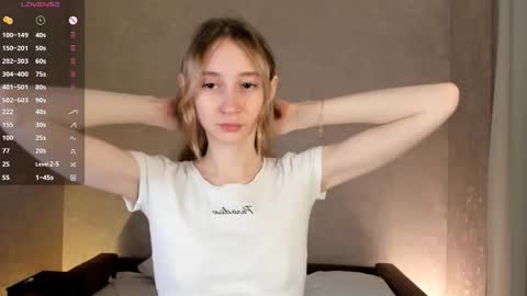  Gwen  online show from 8, 10, 2025