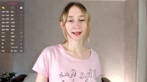  Gwen  online show from 25, 10, 2025