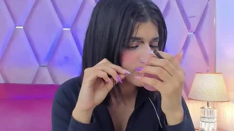 Nahayo  online show from 2, 11, 2025