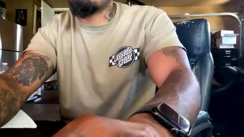 Snapshot of _mass_shaft_ chatting on 1, 5, 2026 Mass Shaft online show from 1, 5, 2026