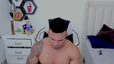 _matthew_santos_ online show from 15, 12, 2024