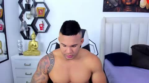 _matthew_santos_ online show from 10, 9, 2025