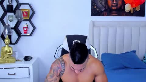 _matthew_santos_ online show from 7, 11, 2025