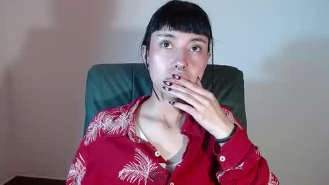 Mavis  online show from 20, 10, 2025