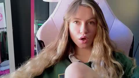 Elisa online show from 25, 2, 2026