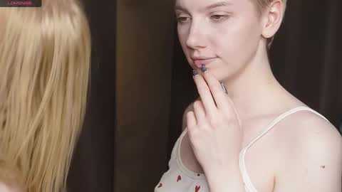 Elva and Kate  online show from 16, 5, 2026